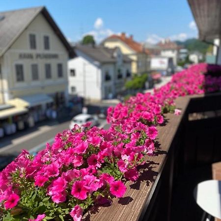 Apartment Ananas I Zentral & Seenah Portschach am Woerthersee Luaran gambar